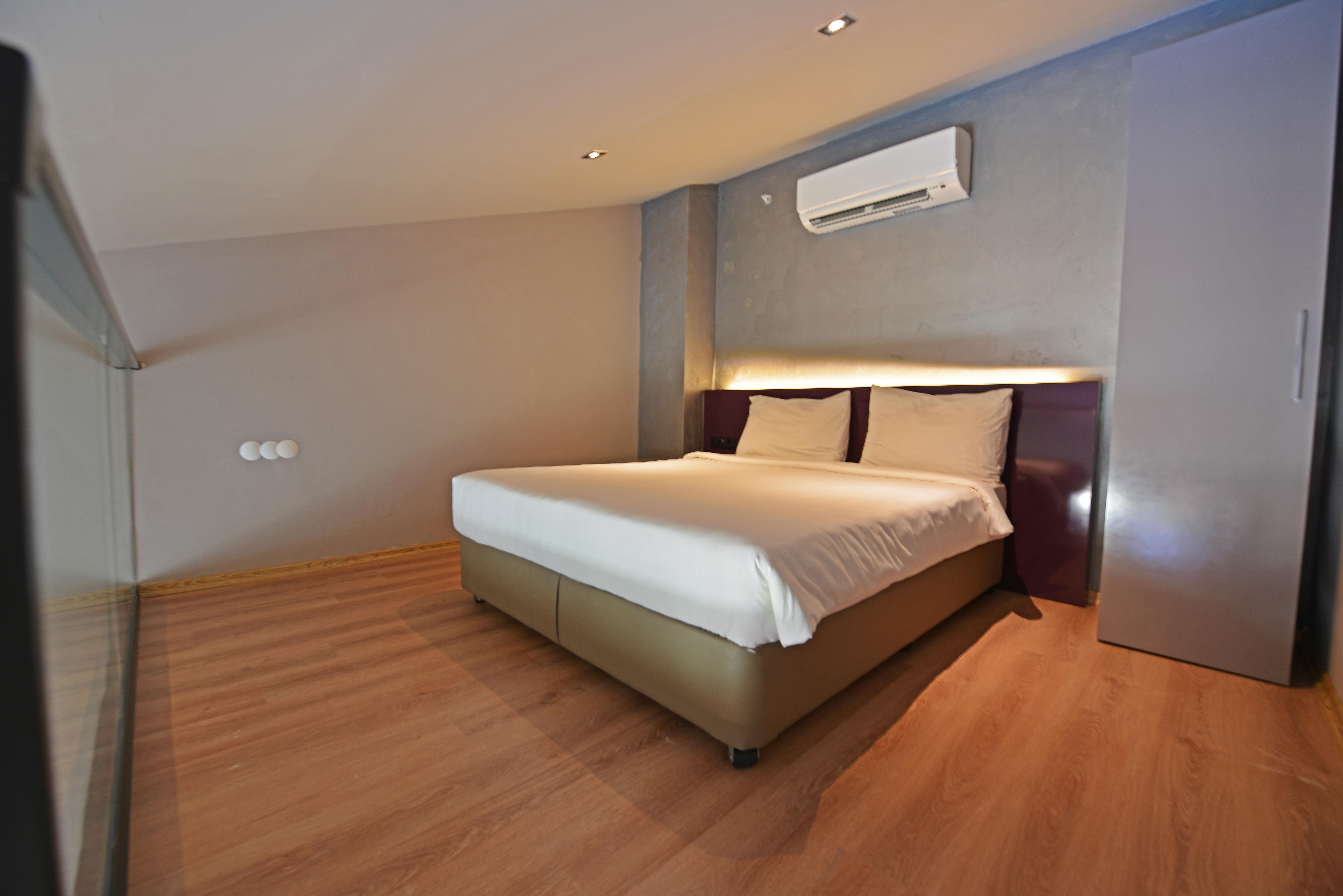 Mirage World Hotel İçmeler Luaran gambar