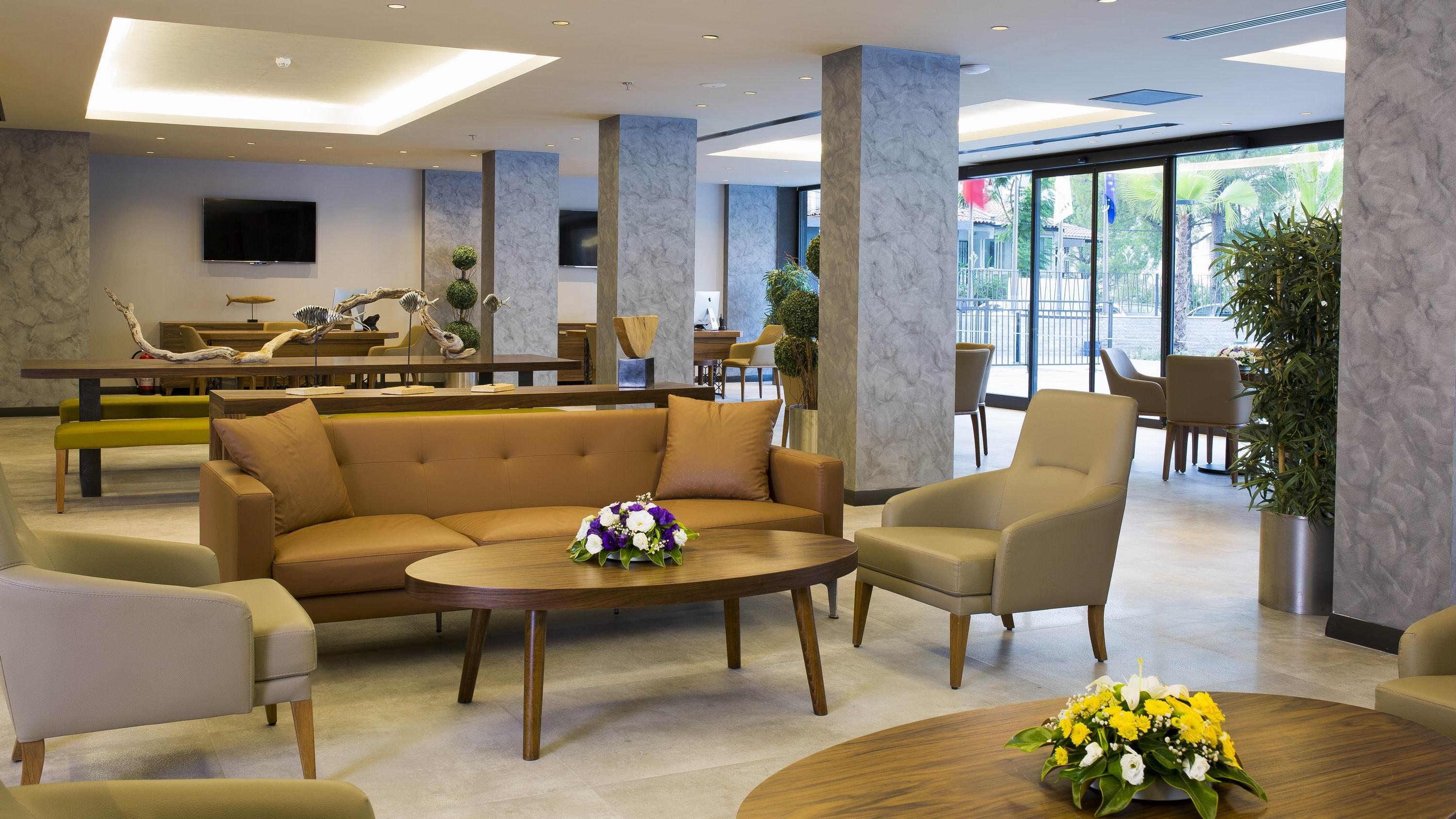 Mirage World Hotel İçmeler Luaran gambar