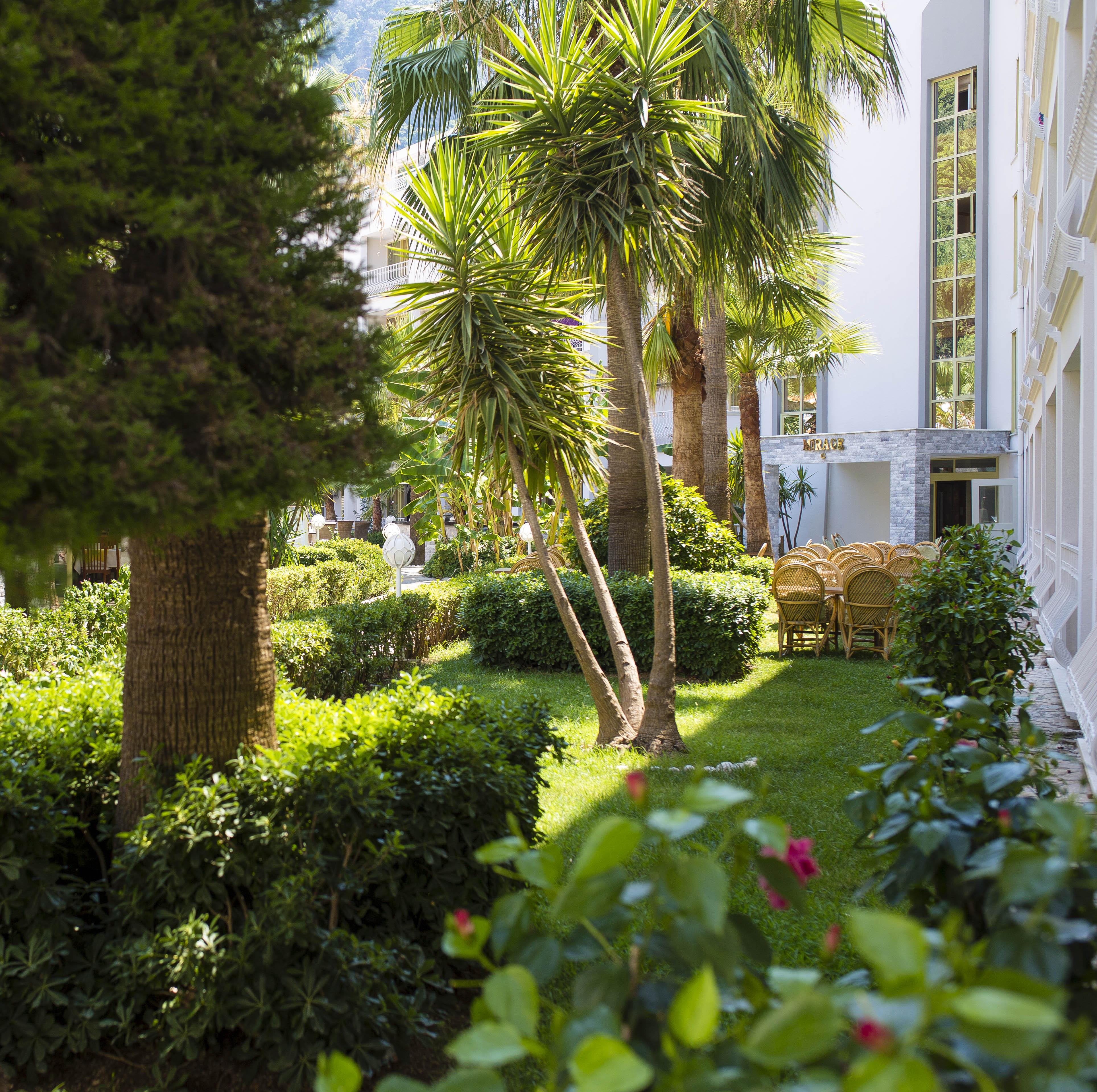 Mirage World Hotel İçmeler Luaran gambar