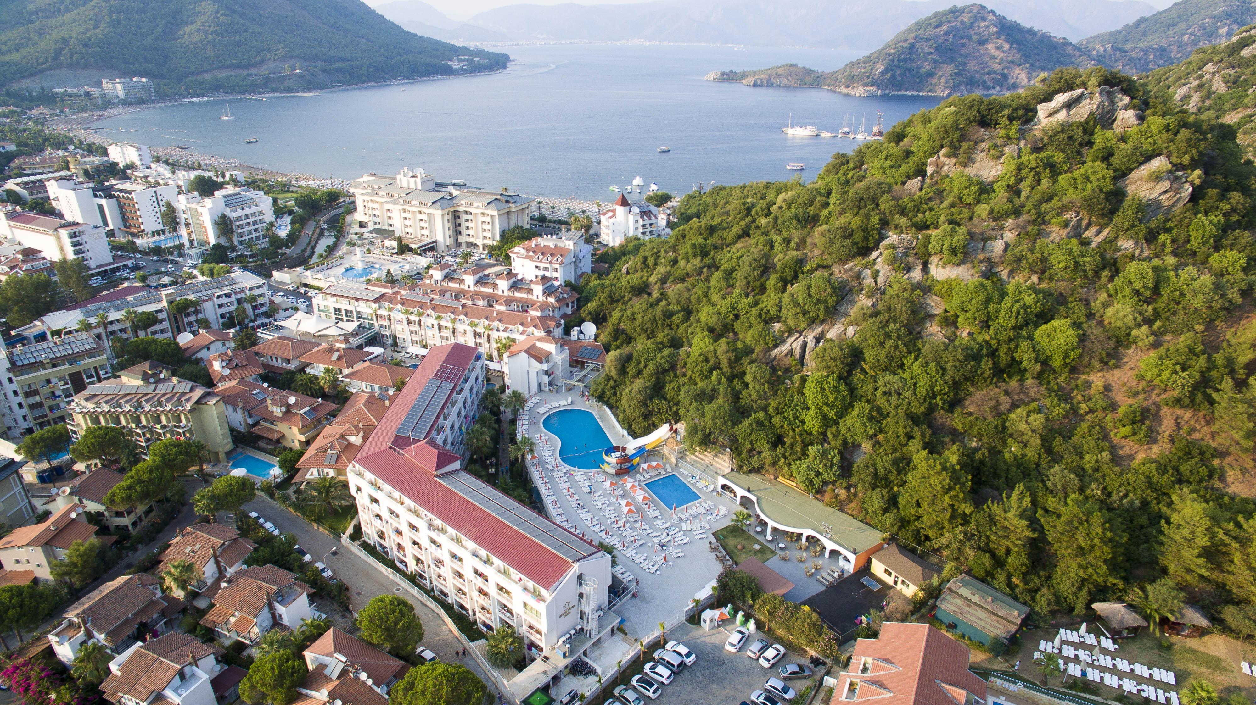 Mirage World Hotel İçmeler Luaran gambar